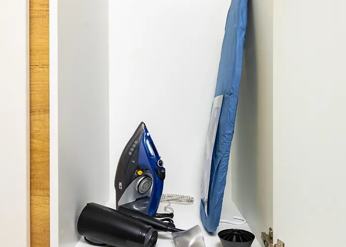 Bright & Cozy In By Flat Mаnager