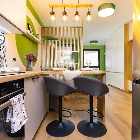 Apartament Bright & Cozy In By Flat Mаnager